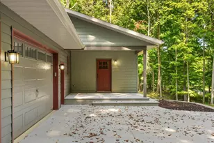 8806 Lakewood Trail, Berrien Center, MI 49102 - Photo 6