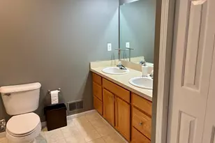 571 Sycamore Cir, Saline, MI 48176 - Photo 14