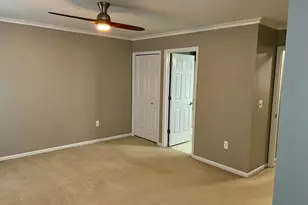 571 Sycamore Cir, Saline, MI 48176 - Photo 16