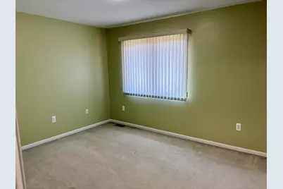 571 Sycamore Circle, Saline, MI 48176 - Photo 12