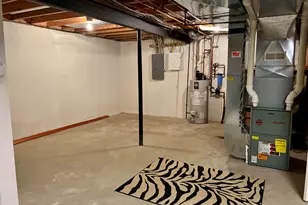 571 Sycamore Cir, Saline, MI 48176 - Photo 26