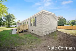 326 Willow St, Howard City, MI 49329 - Photo 22