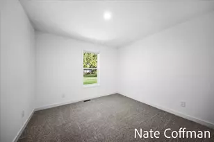 326 Willow St, Howard City, MI 49329 - Photo 18