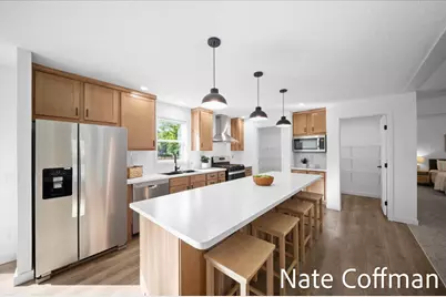 326 Willow Street, Howard City, MI 49329 - Photo 4