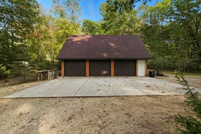 10368 Schwyz Drive, Reed City, MI 49677 - Photo 8