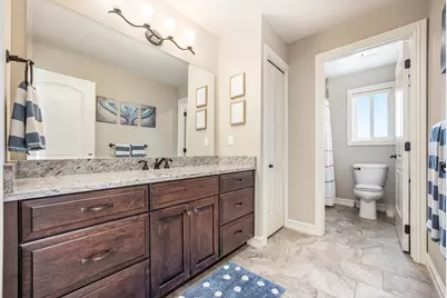 56096 Lario Court, Macomb, MI 48042 - Photo 32