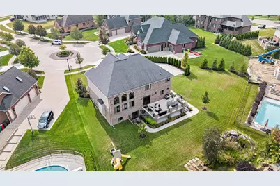 56096 Lario Court, Macomb, MI 48042 - Photo 52