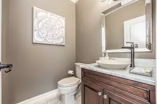 56096 Lario Ct, Macomb, MI 48042 - Photo 22