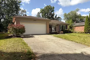 2844 Renfrew St, Ann Arbor, MI 48105 - Photo 2