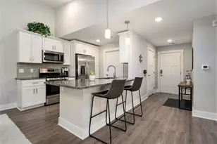 3179 Blairview Pkwy SE, Kentwood, MI 49512 - Photo 4