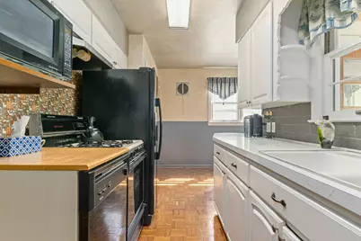 2736 Cascade Road SE, Grand Rapids, MI 49506 - Photo 6