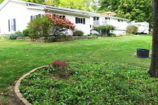 400 Parkwood Dr, Jonesville, MI 49250 - Photo 40