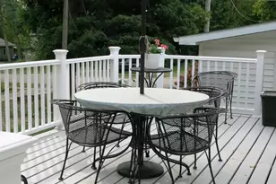 400 Parkwood Dr, Jonesville, MI 49250 - Photo 8