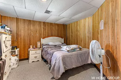 536 College Avenue, Holland, MI 49423 - Photo 34