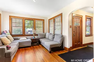 536 College Ave, Holland, MI 49423 - Photo 16