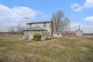 53987 Burlington Rd, Marcellus, MI 49067 - Photo 2
