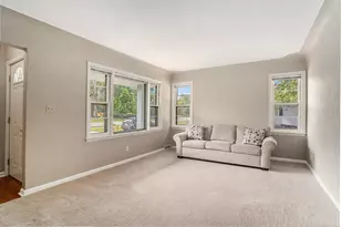 465 W 32nd St, Holland, MI 49423 - Photo 6