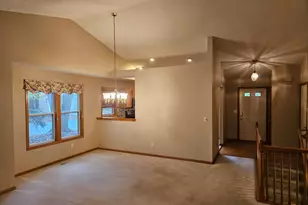 3877 Old Elm Dr SE, Kentwood, MI 49512 - Photo 8