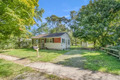 205 Pleasant Street, Hartford, MI 49057 - Photo 2