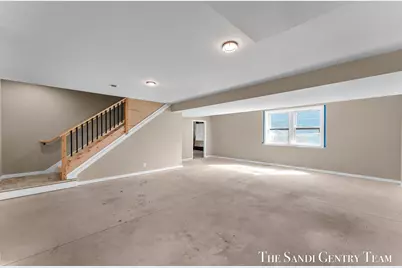 1034 Arlington Avenue, Grand Haven, MI 49417 - Photo 10