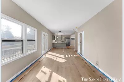 1034 Arlington Avenue, Grand Haven, MI 49417 - Photo 8