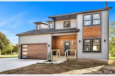 1034 Arlington Avenue, Grand Haven, MI 49417 - Photo 2