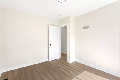 3118 Cleveland Avenue, Saint Joseph, MI 49085 - Photo 12