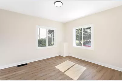 3118 Cleveland Avenue, Saint Joseph, MI 49085 - Photo 16