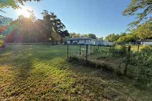 340 Douglas St, Fruitport, MI 49415 - Photo 18