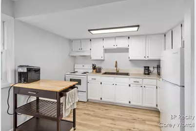 199 E 34th Street #10, Holland, MI 49423 - Photo 8