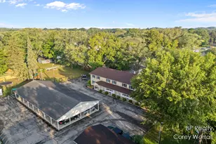 199 E 34th St, Holland, MI 49423 - Photo 22