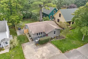 43 Ellis St, Douglas, MI 49406 - Photo 6