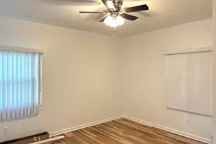 3014 Edgewater Dr, Waterford, MI 48328 - Photo 12