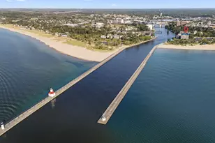 200 Lake St, Saint Joseph, MI 49085 - Photo 30