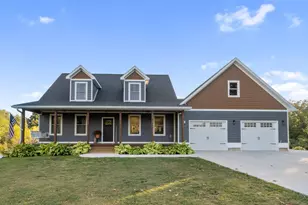 7533 Nature View Dr, Jackson, MI 49201 - Photo 2