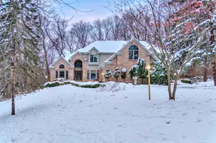 5150 Stone Oak Dr, Jackson, MI 49201 - Photo 1