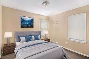 10731 Somerset Ave, Detroit, MI 48224 - Photo 12