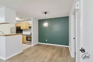 313 Marigold Cir, Westland, MI 48185 - Photo 2