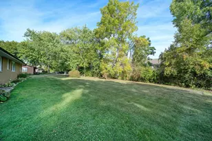 392 Richard St, Spring Arbor, MI 49283 - Photo 28