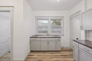 343 Garfield Ave NW, Grand Rapids, MI 49504 - Photo 16