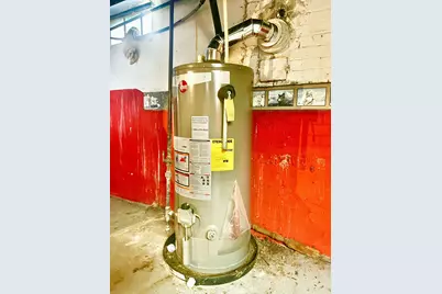 95 S West Street, Hillsdale, MI 49242 - Photo 46