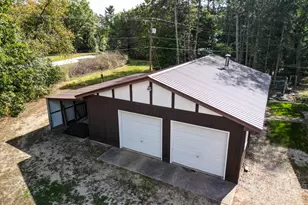 1570 E Croton Dr, Newaygo, MI 49337 - Photo 2