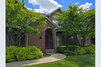 2936 Signature Boulevard, Ann Arbor, MI 48103 - Photo 4