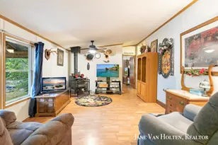 20449 W Gates Rd, Howard City, MI 49329 - Photo 18