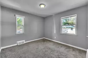 10904 Mogul St, Detroit, MI 48224 - Photo 14