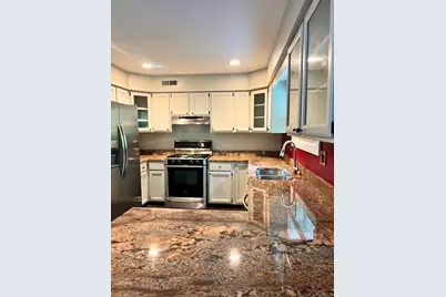 520 S Kendall Avenue, Kalamazoo, MI 49008 - Photo 20