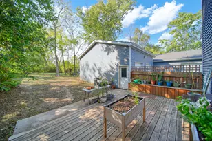 335 Wall St, Jackson, MI 49203 - Photo 38