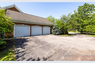 1740 Flowers Mill Court NE, Grand Rapids, MI 49525 - Photo 8
