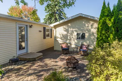 317 Cadgewith East, Lansing, MI 48906 - Photo 22