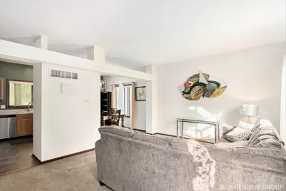 4709 Summer Creek Lane SE, Kentwood, MI 49508 - Photo 10